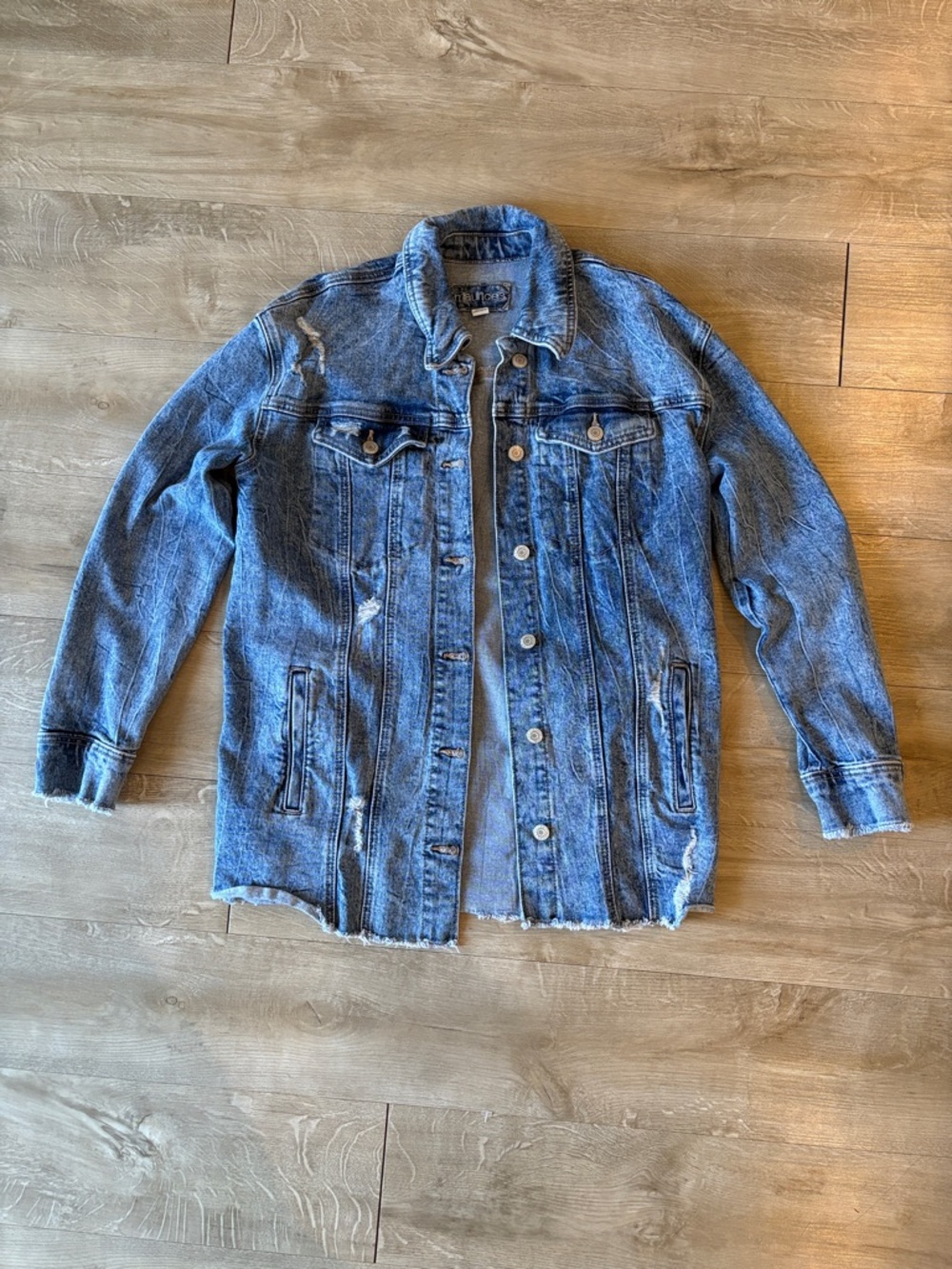 Maurices Women's Blue Distressed Denim Shirt Jacket Size Small PTP 19.5